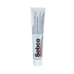 Sebco Ointment 100g – biała tuba maści do nakładania na skórę głowy.