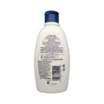 Aveeno Skin Relief Body Wash 300 ml – płyn do mycia ciała do bardzo suchej i wrażliwej skóry, tył butelki ze składem i kodem kreskowym